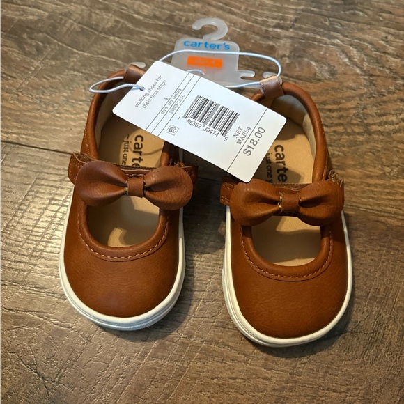 Other - NWT Carter’s Baby Girl Shoes W/ Bow Size 4